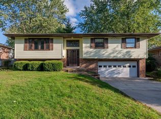 3286 Aqueduct Dr, Lexington, KY 40517