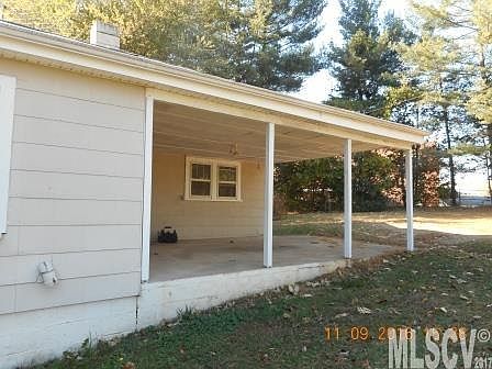 1st image of 875 F Avenue Dr SE