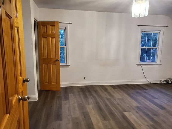 3rd image of 83 172nd St