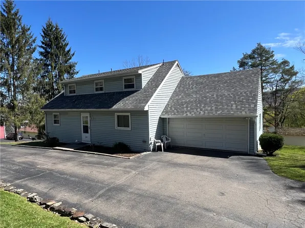 204 Parkwood Ave, Elmira Heights, NY 14903