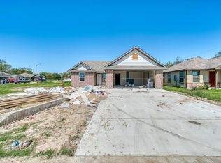 910 Northcrest Dr, Bryan, TX 77801