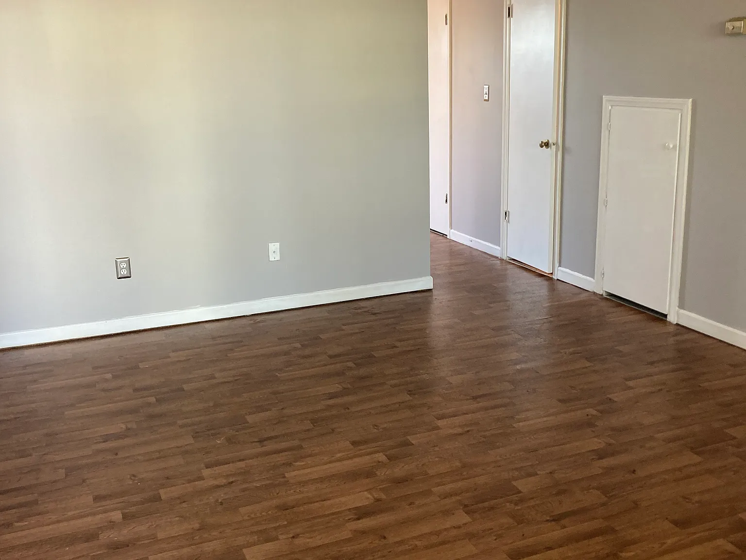 2 bed, 1.5 bath, 950 sqft, $1,200 — Photo 2