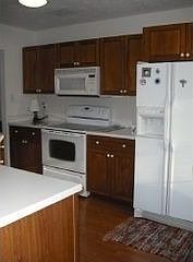 2nd image of 356 Park Ln