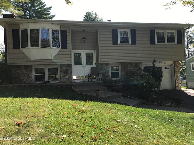 2nd image of 16 Tallmadge Avenue