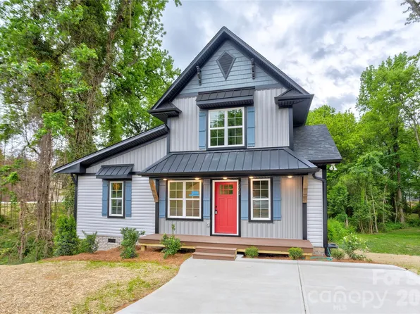 271 Stewart St NW, Concord, NC 28027