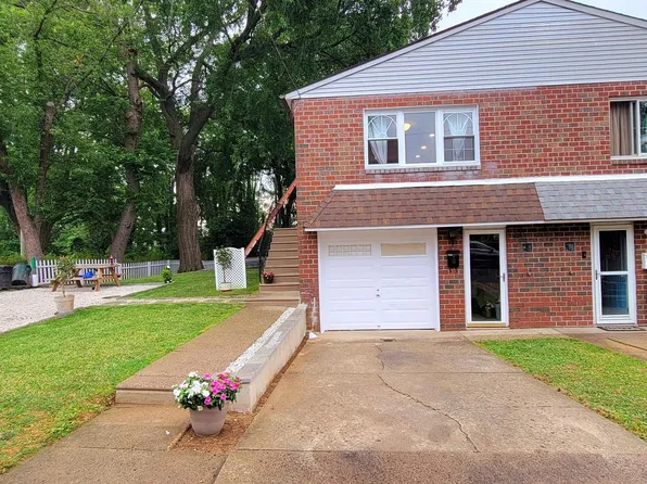 9355 Tulip St, Philadelphia, PA 19114