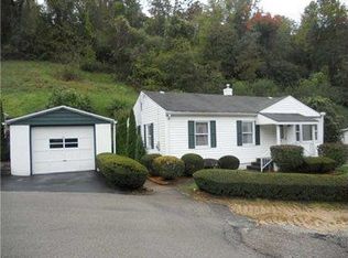 102 Daugherty Ln, Fayette City, PA