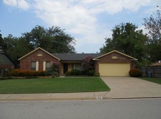 222 E Jason Dr, Fayetteville, AR 72703