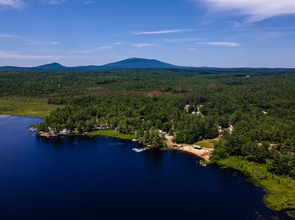 240 Pine Tree Ln, Fitzwilliam, NH 03447