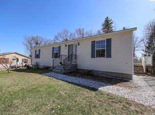 125 Pheasant Ln, Barrington, NH 03825