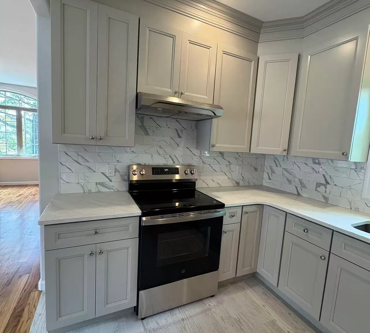 4 bed, 1636 sqft, $3,800 — Photo 3