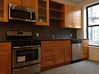 Rented by Rolling Stone Realty LLC