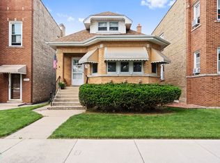 5748 N Meade Ave, Chicago, IL 60646