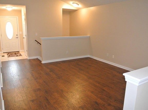 4th image of 1336 Shenandoah Ct