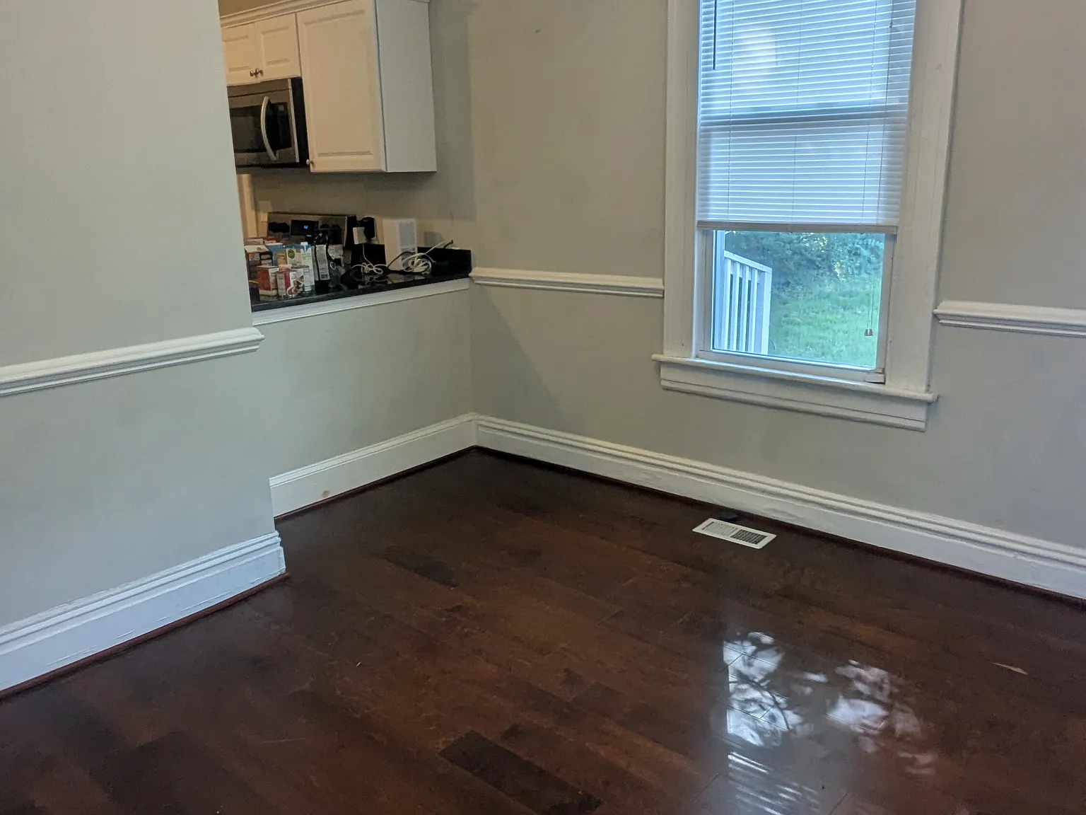 3 bed, 2.5 bath, 1550 sqft, $2,195 — Photo 3