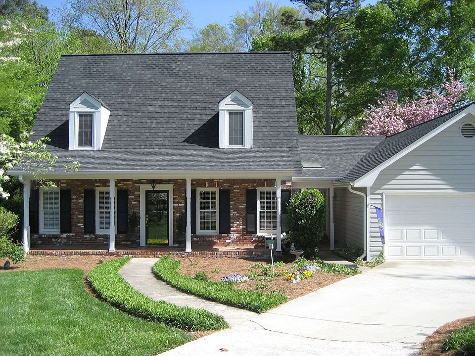 Spacious on Beautiful Lot