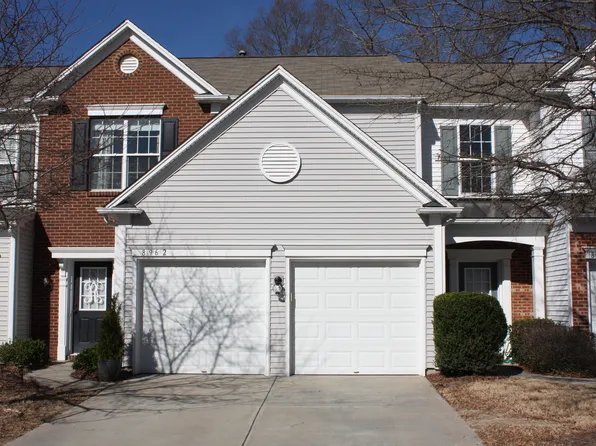 8962 Kirkley View Ct, Charlotte, NC 28277
