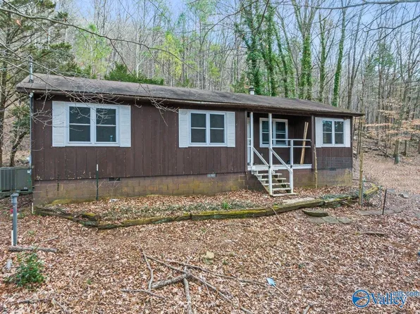381 Shooting Star Trl, Gurley, AL 35748