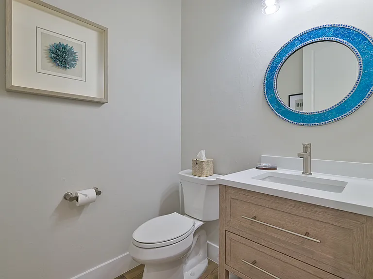 powder room main floor