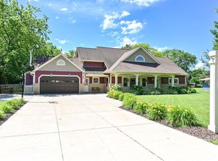 N70W13055 Mary Dale Dr, Menomonee Falls, WI 53051