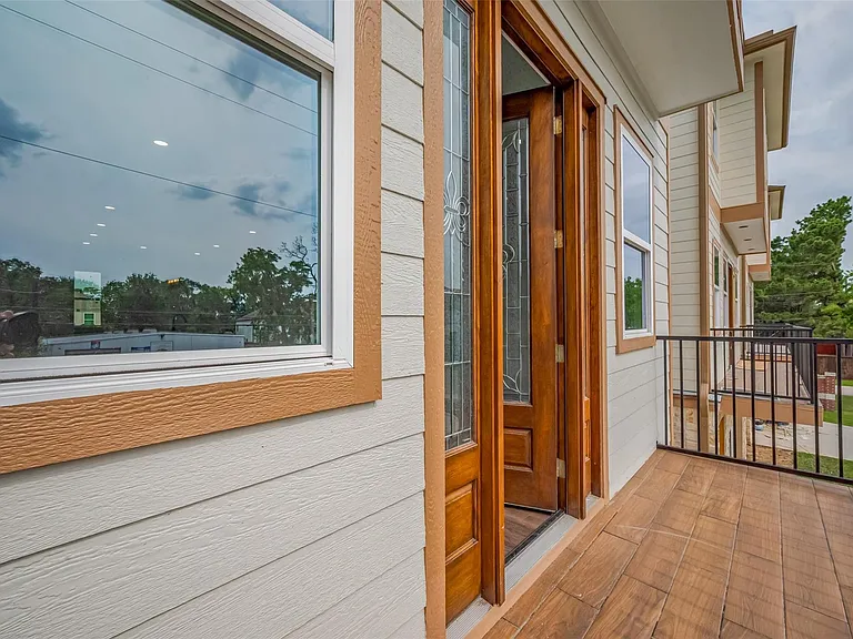 2206 Hoskins Dr — Photo 17