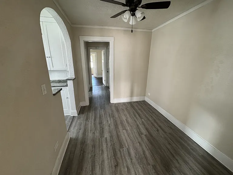 1124 N Main St #3 — Photo 13