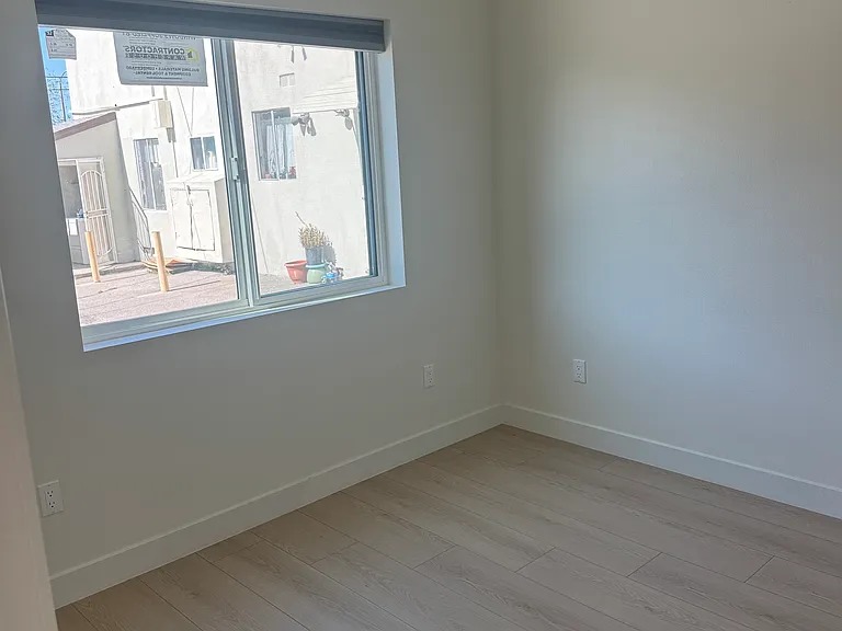 6210 Beck Ave — Photo 8