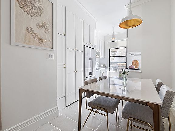 4th image of 229 W 97th St APT 5M