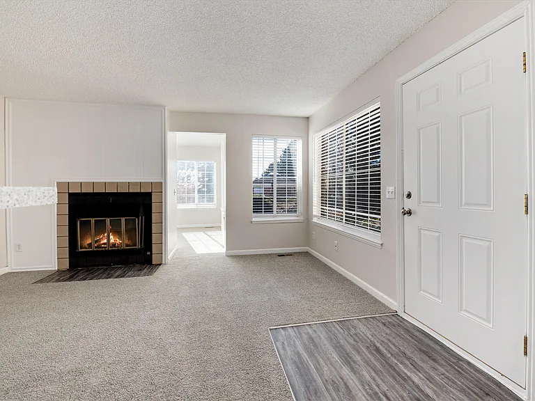 13873 E Lehigh Ave #D — Photo 7