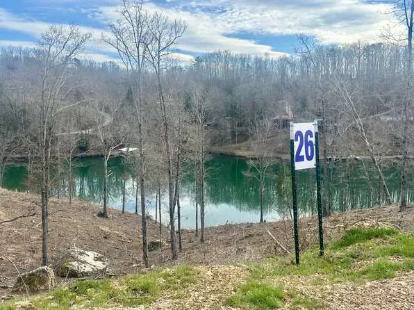 26 Sleepy Hollow Rd, East Bernstadt, KY 40729