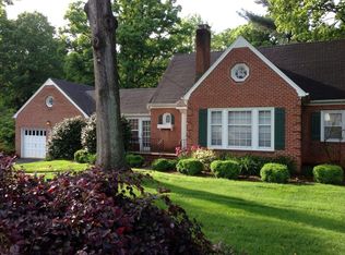 1425 Polo Rd, Winston Salem, NC 27106