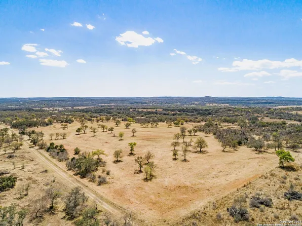 717 Waring Welfare Rd, Comfort, TX 78013