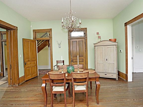4th image of 534 Maryland Ave