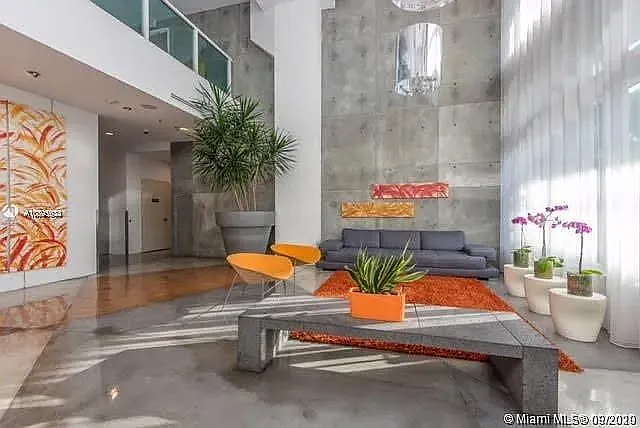 1 bed, 784 sqft, $3,000 — Photo 2