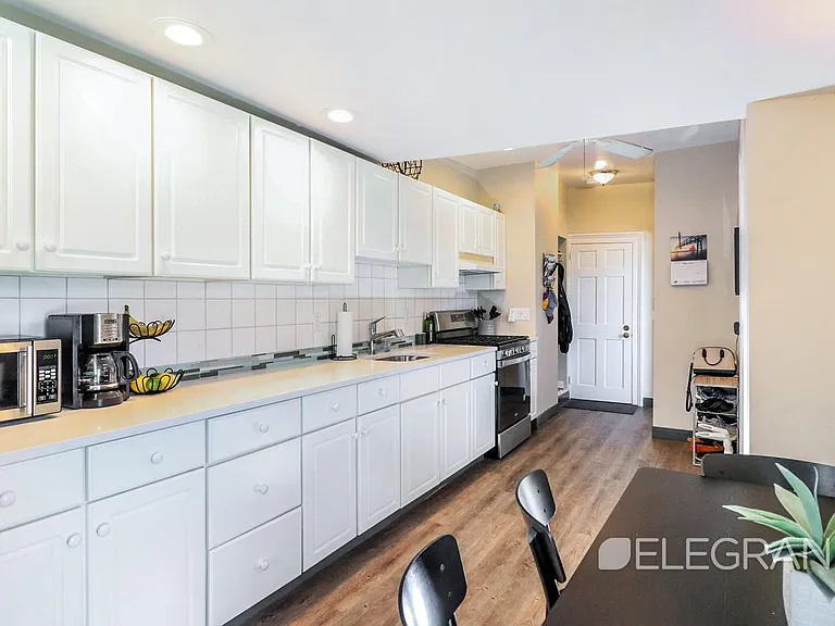 35 Main St #1 — Photo 2