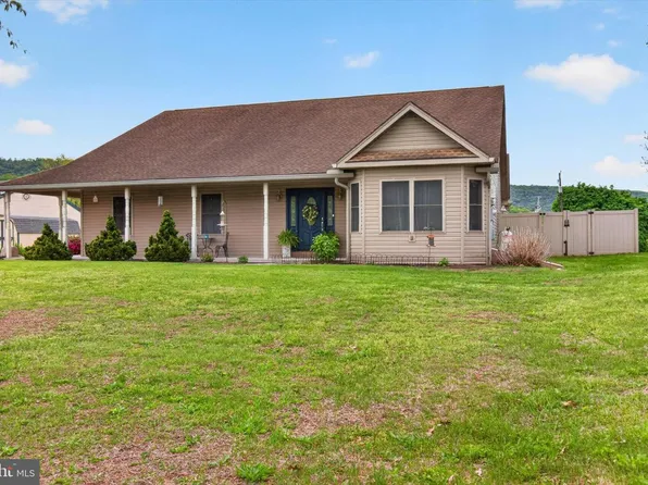7 Penn Manor Rd #A, Duncannon, PA 17020