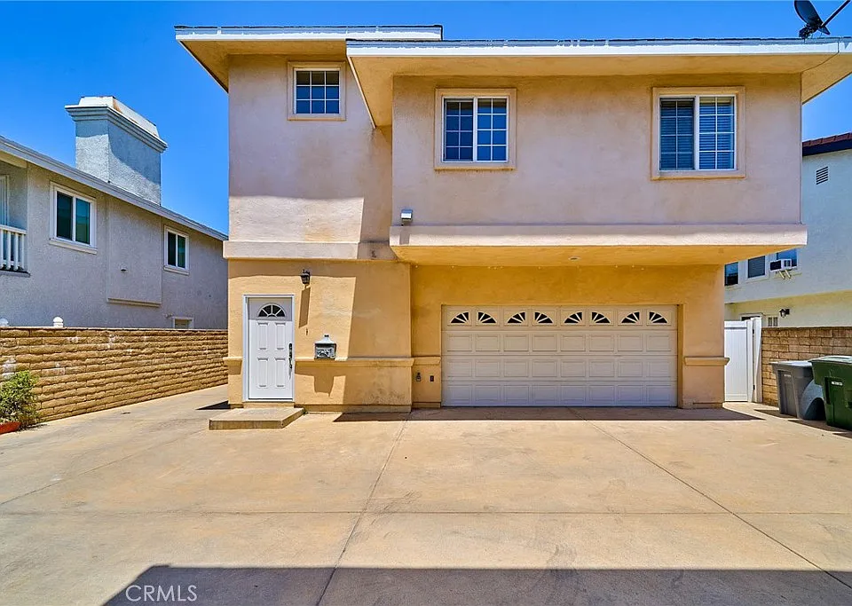 2108 Santa Fe Ave