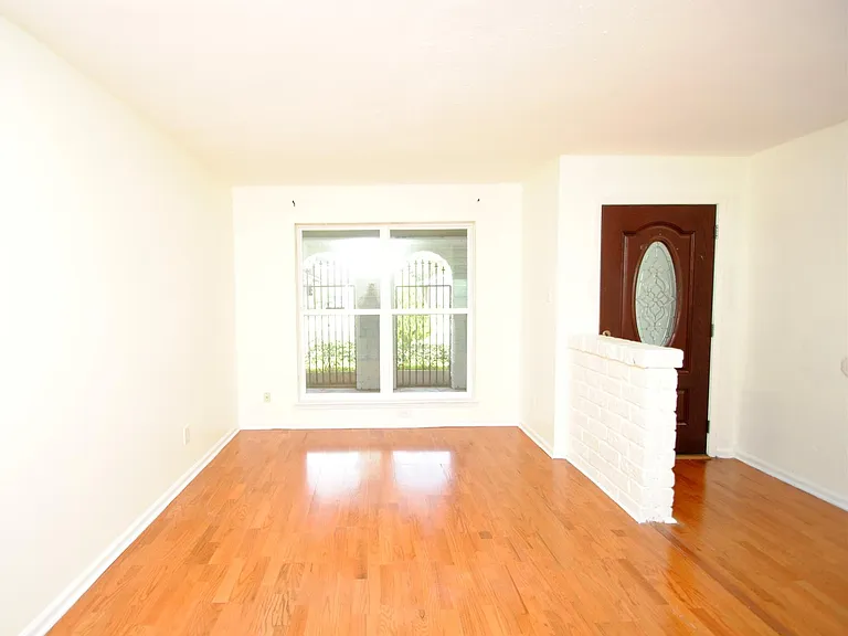 11511 Creekhurst Dr — Photo 8