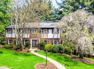 400 Wickford Dr, Pittsburgh, PA
