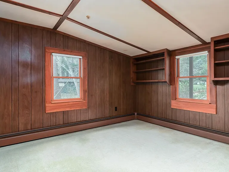 7 Howards Grv — Photo 26