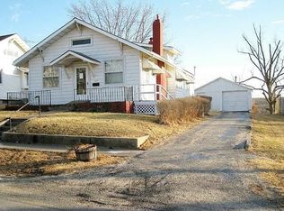 404 E Morgan St, Edina, MO 63537