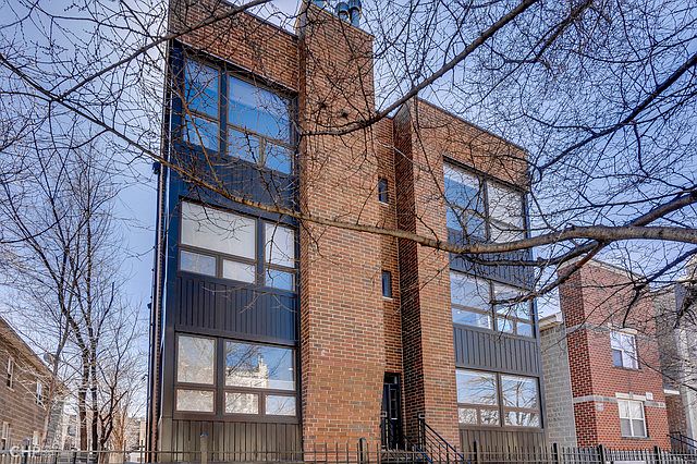 1st image of 2323 W Washington Blvd APT 2W