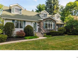 18 Parker Rd, Garnerville, NY 10923