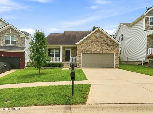 10004 Creek View Estates Dr, Louisville, KY 40291