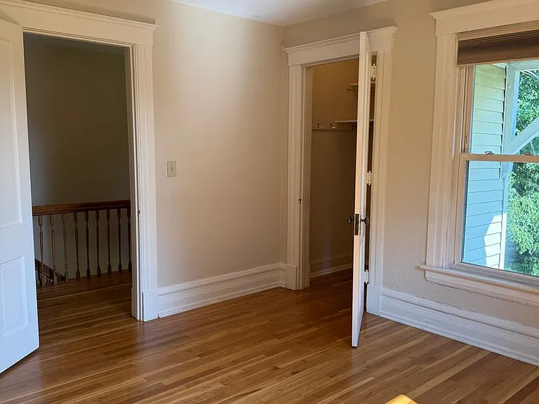 23216 Bergen Rd — Photo 10