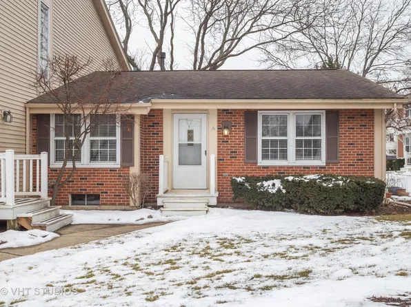 214 Dartmouth Ct Unit A, Bloomingdale, IL 60108