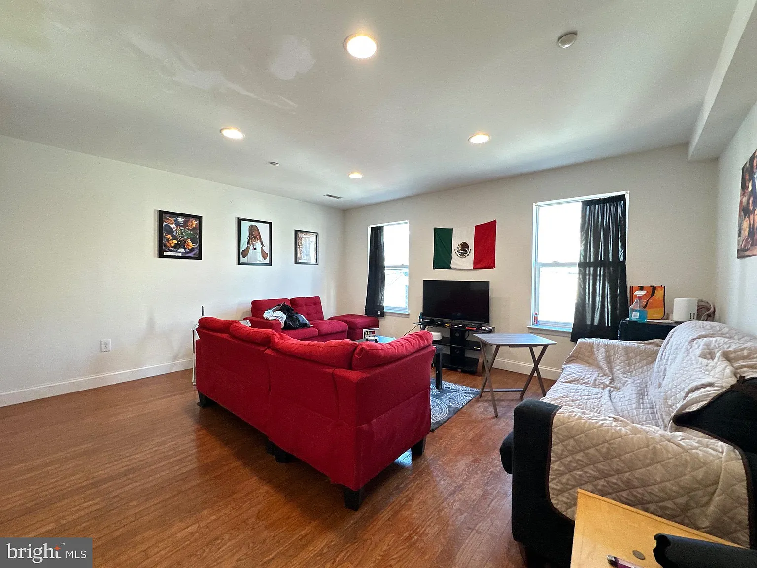 4 bed, 1400 sqft, $2,195 — Photo 4