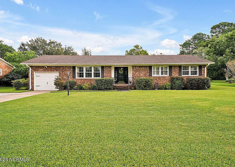 1st image of 3205 Chalmers Drive