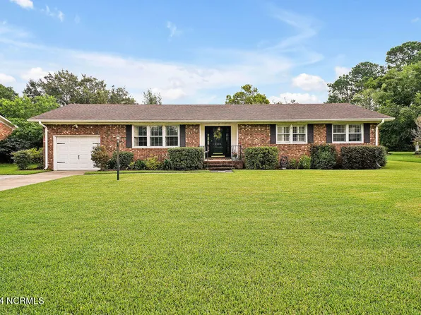3205 Chalmers Drive, Wilmington, NC 28409