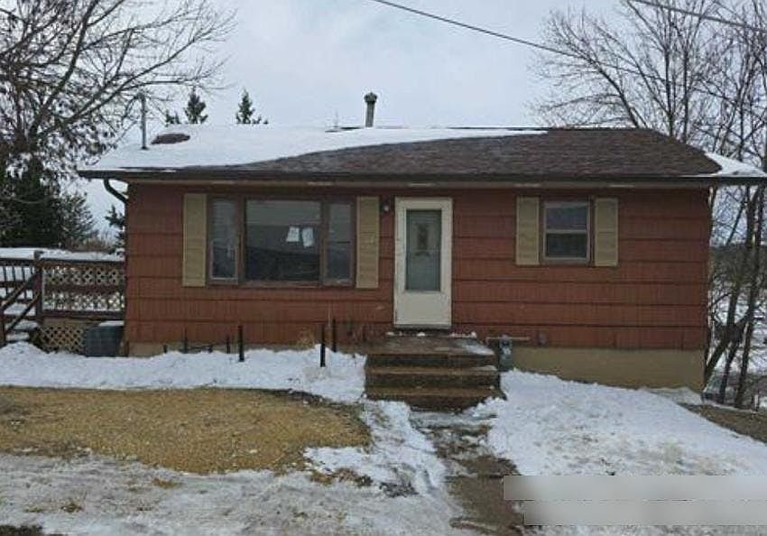 1st image of 1008 S 10th St
